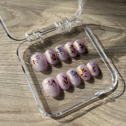 Nail storage box